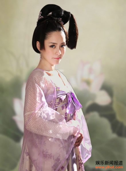 阿娇饰上官婉儿